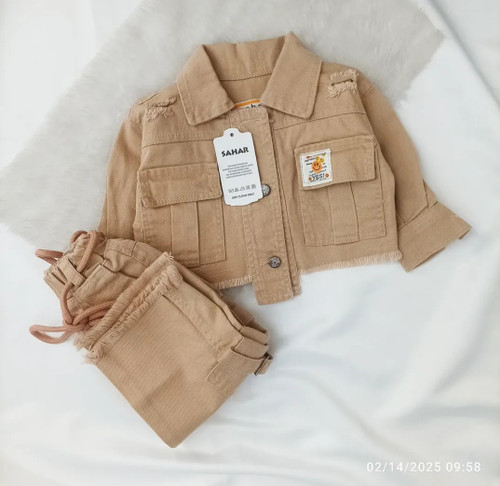 سه تیکه کت کراپ و شلوار و کیف اسپرت